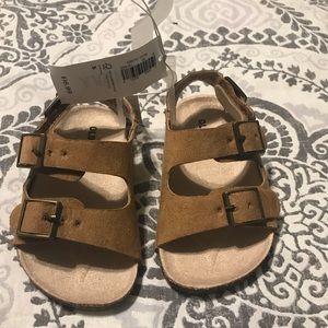 New old navy baby sandals size 5